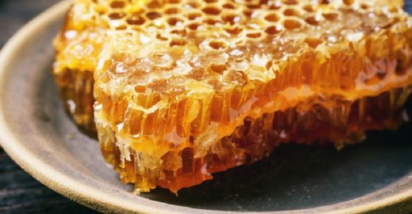 راهنمای تشخیص عسل با کیفیت